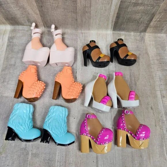 Bratz Dolls Shoes Lot Chunky Platform Boots Heels - Picture 3 of 5